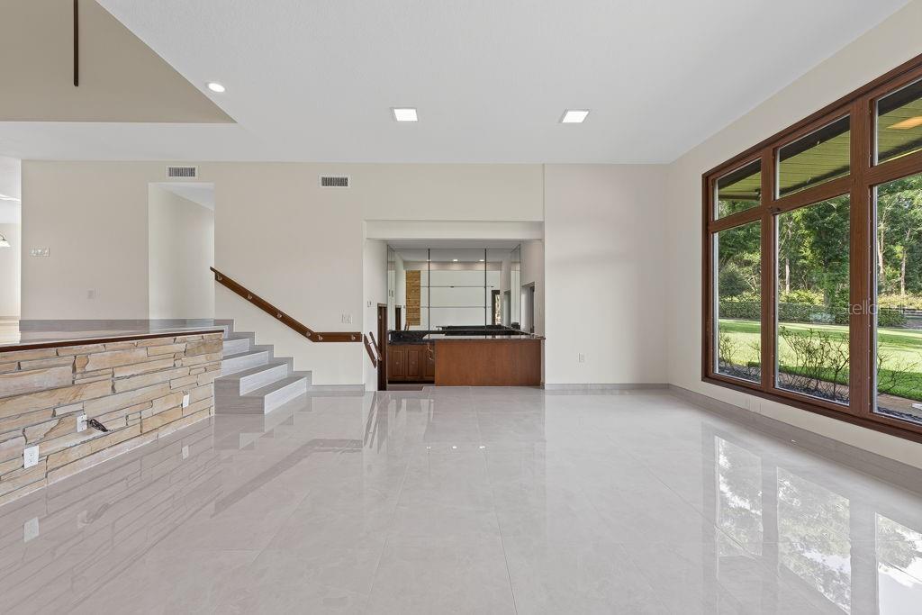 1007 LAKEWOOD DR — photo 9