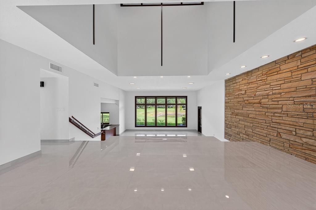 1007 LAKEWOOD DR — photo 6