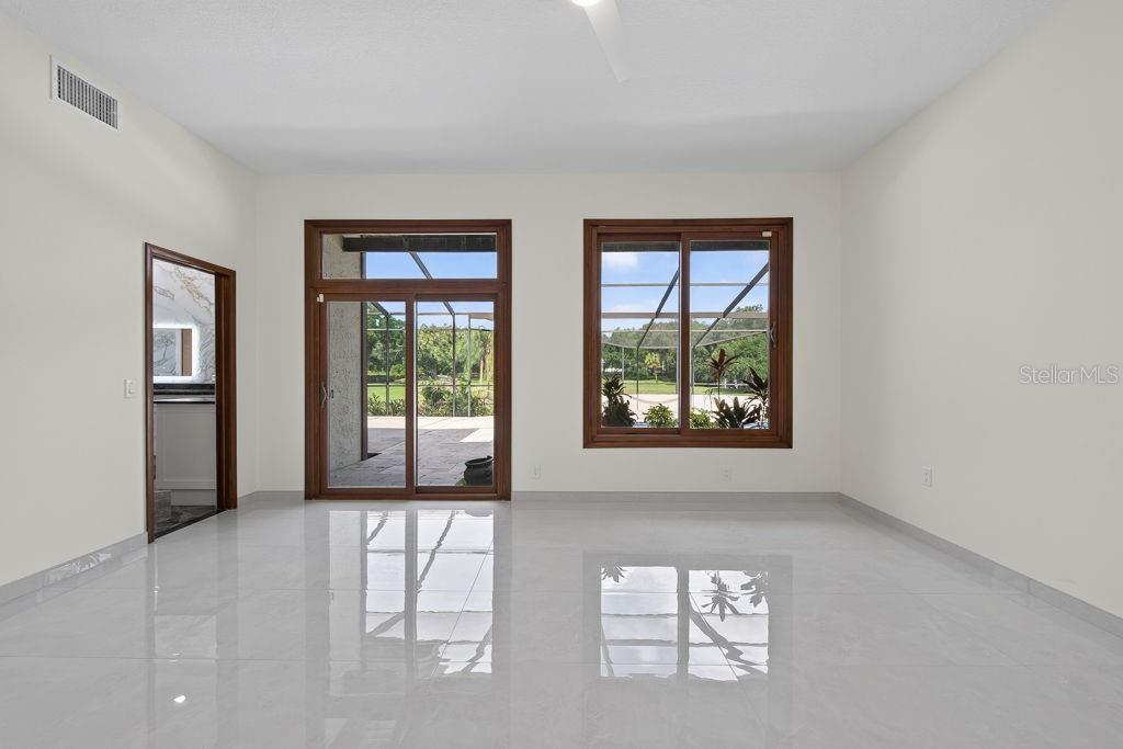 1007 LAKEWOOD DR — photo 35