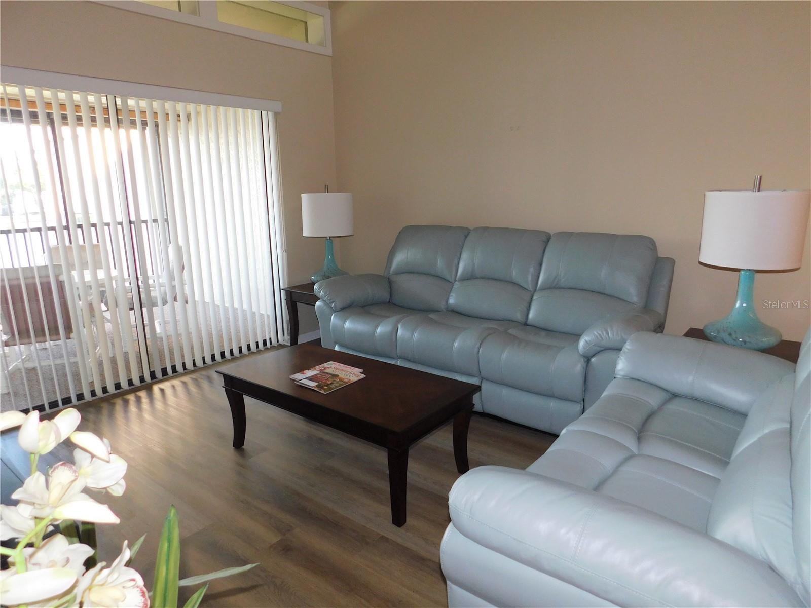 250 WOODLAKE WYNDE #250 — photo 4