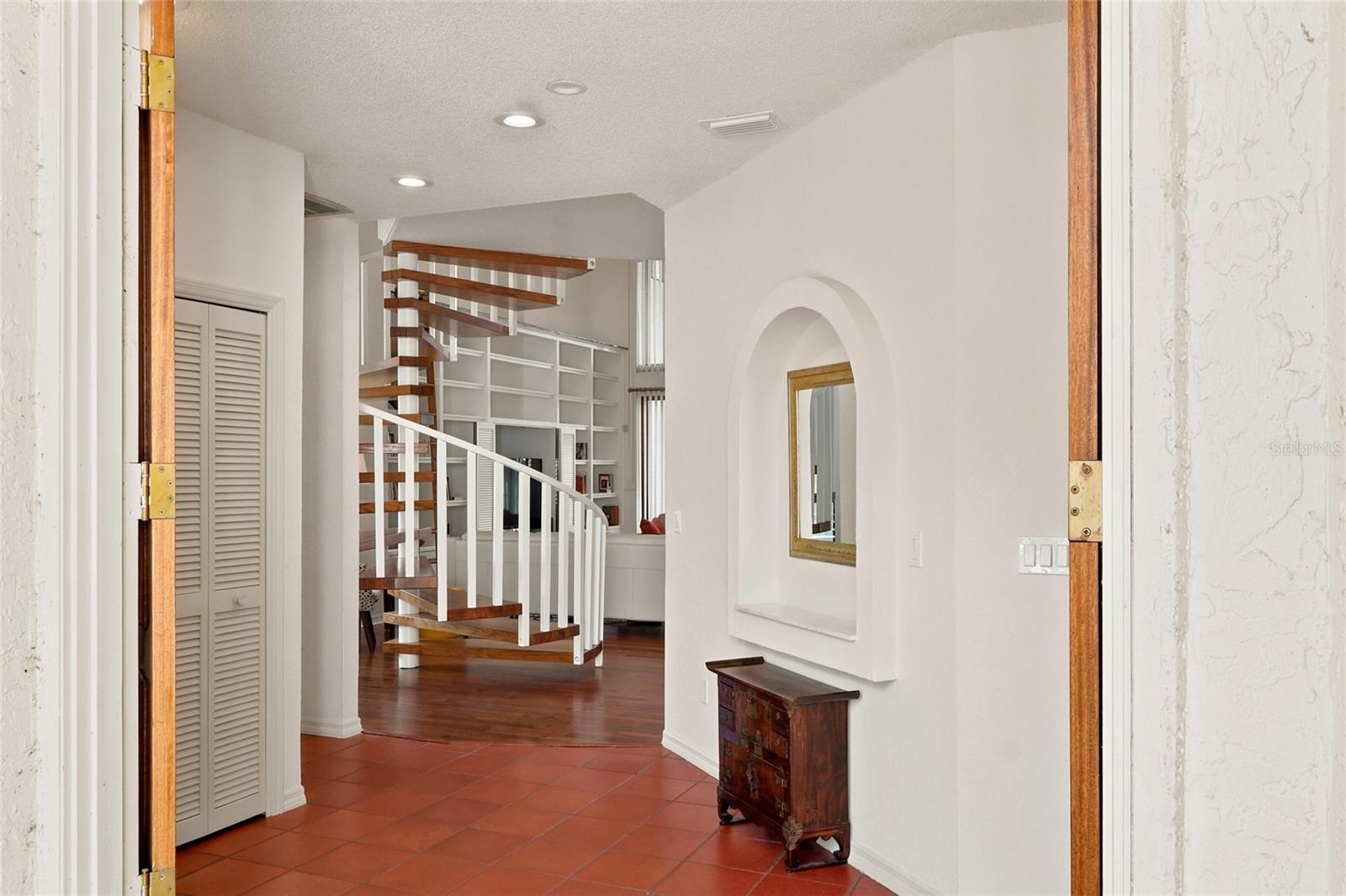 5359 SADDLEBROOK WAY — photo 4