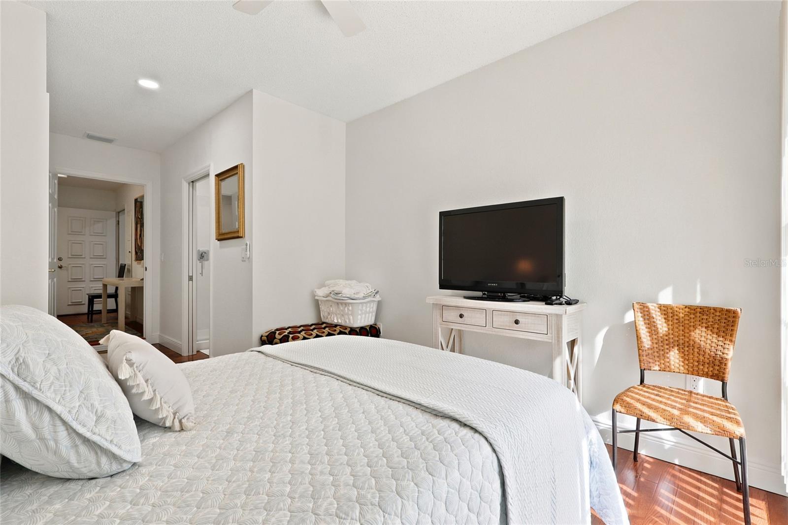 5359 SADDLEBROOK WAY — photo 41