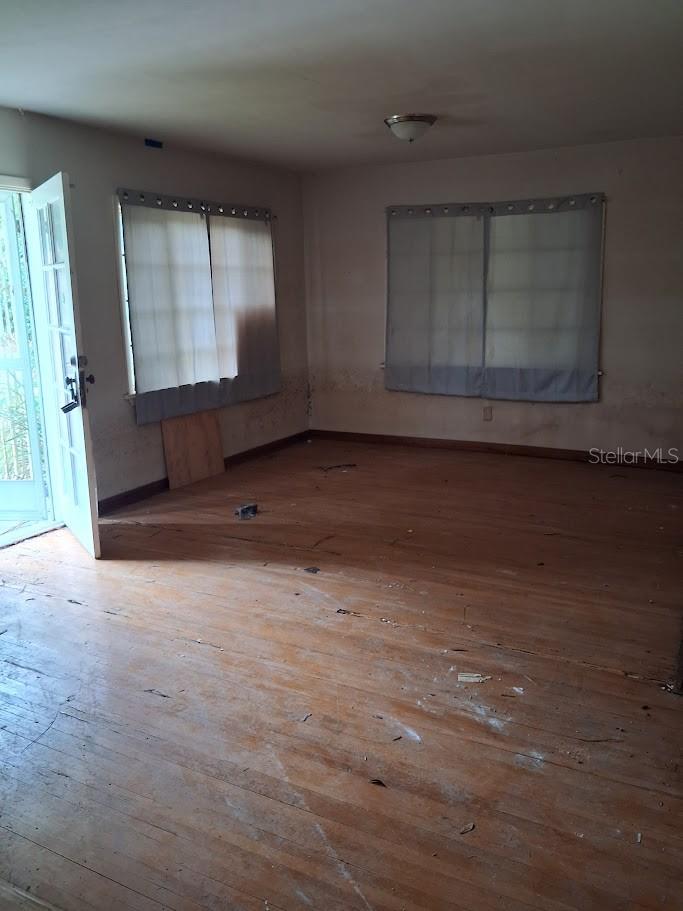 217 BANANA ST — photo 16