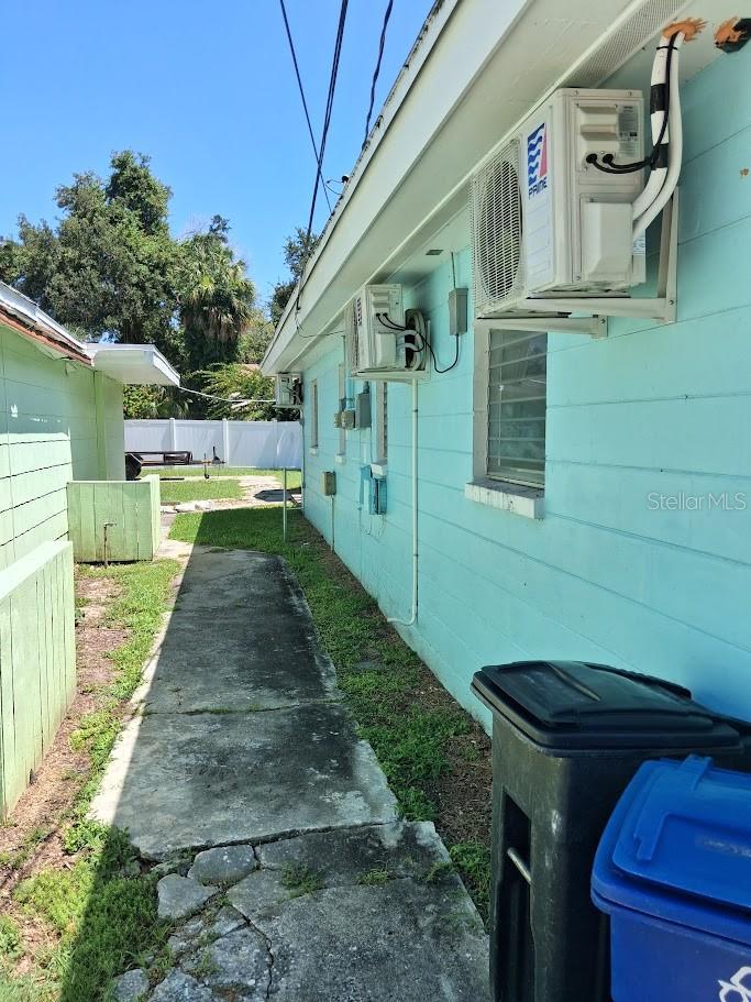 217 BANANA ST — photo 31