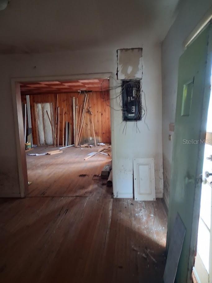 217 BANANA ST — photo 17