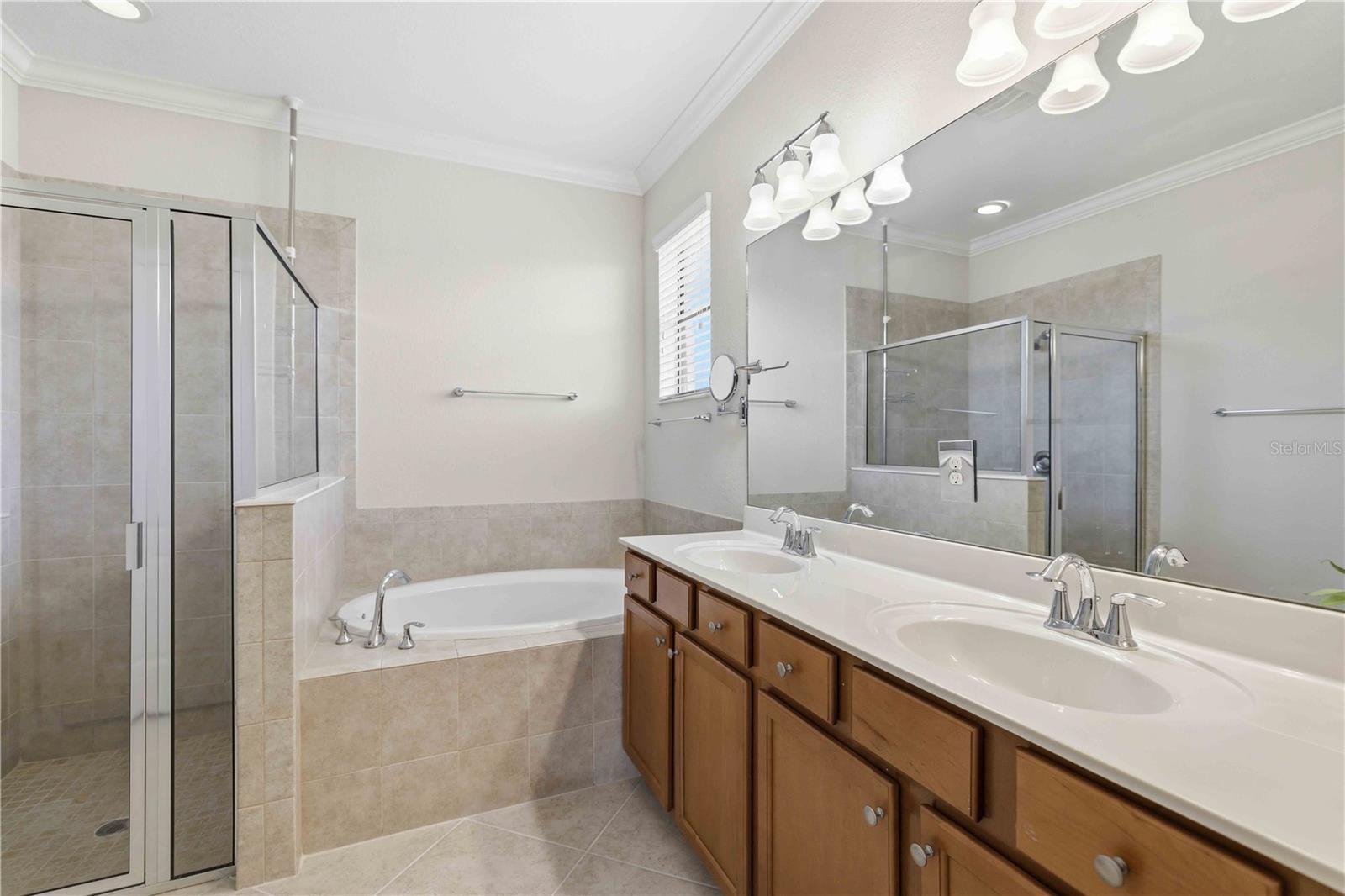 6907 QUIET CREEK DR — photo 20