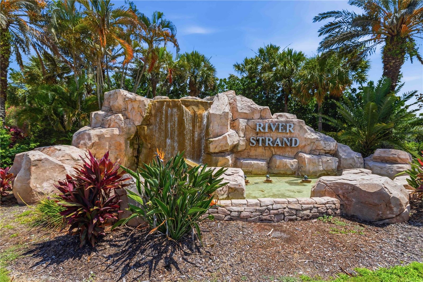 6907 QUIET CREEK DR — photo 47