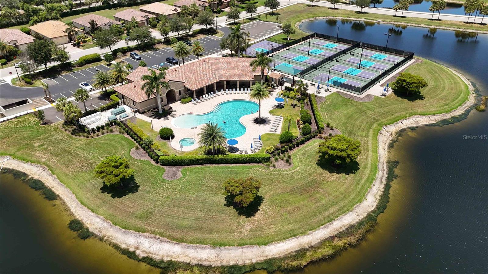 6907 QUIET CREEK DR — photo 48