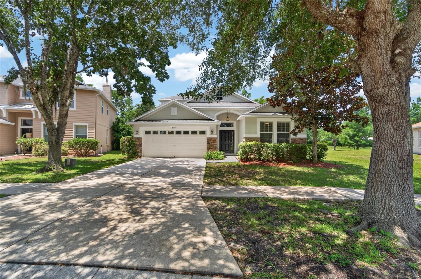 21744 WAVERLY SHORES LN — photo 34