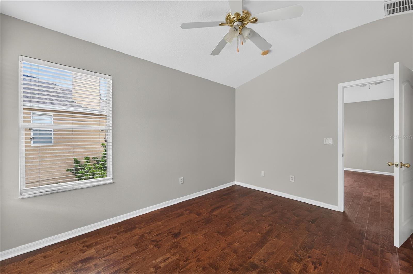 21744 WAVERLY SHORES LN — photo 31