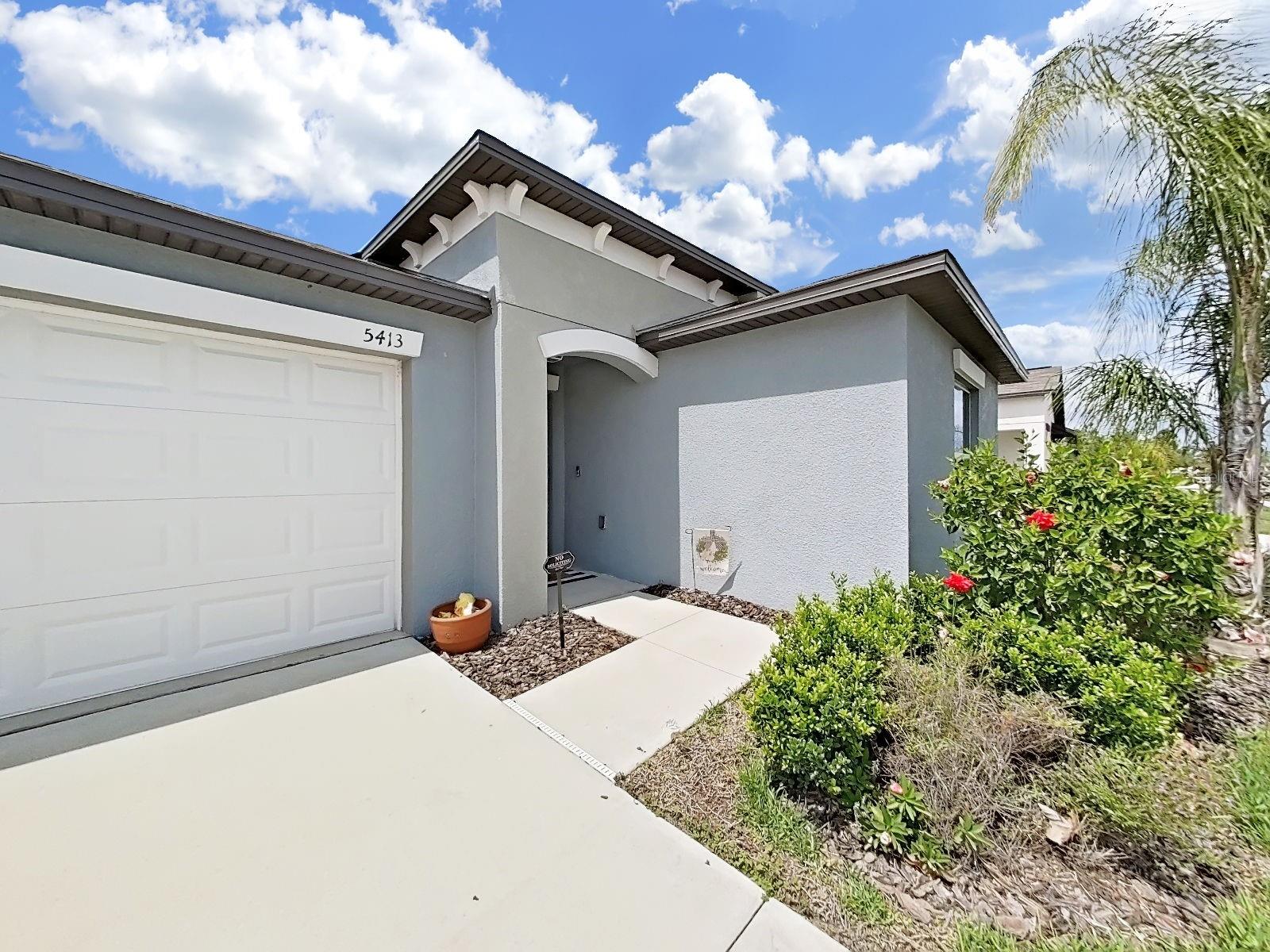 5413 BLUE AZURE DR — photo 3