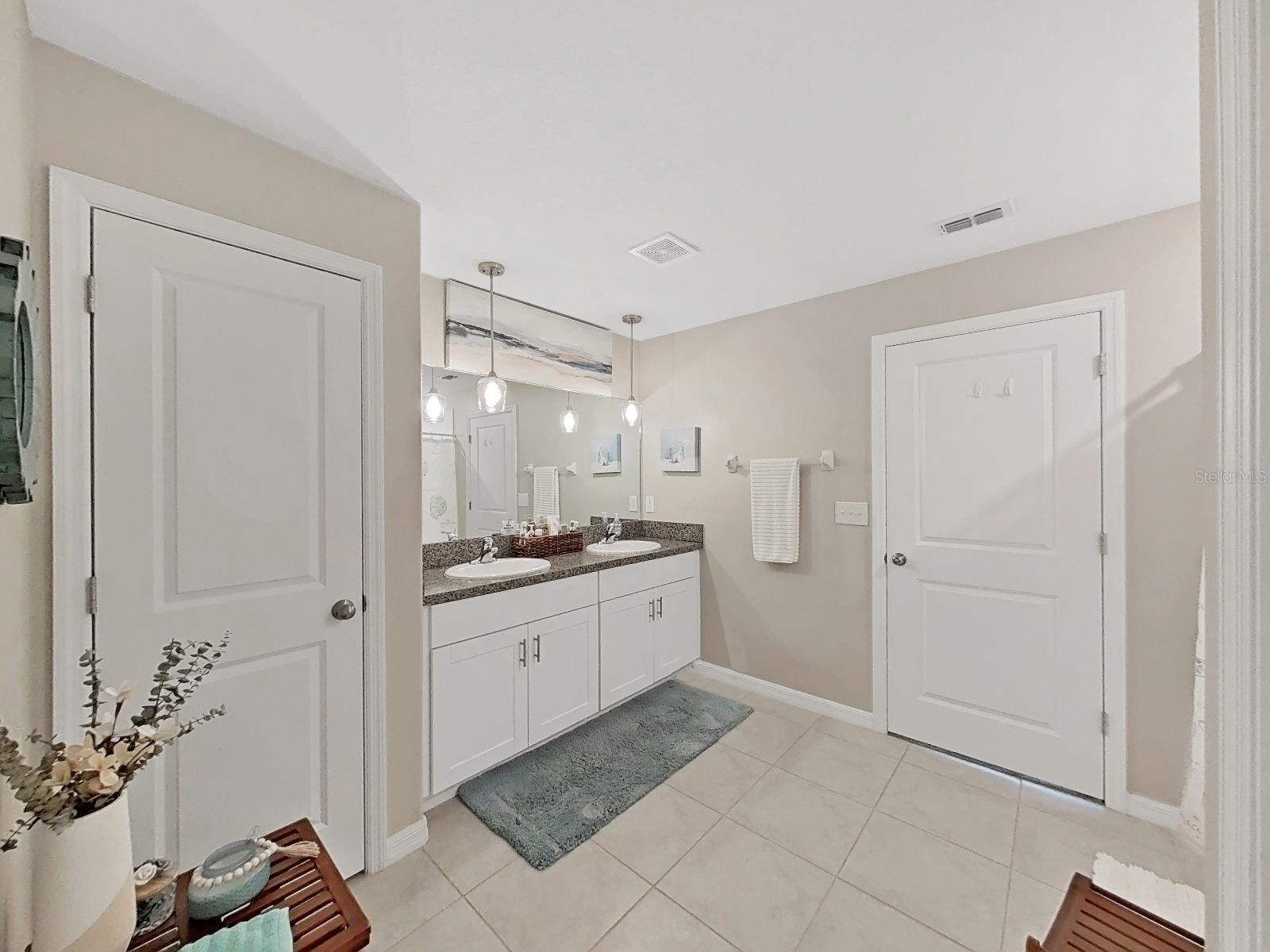 5413 BLUE AZURE DR — photo 38