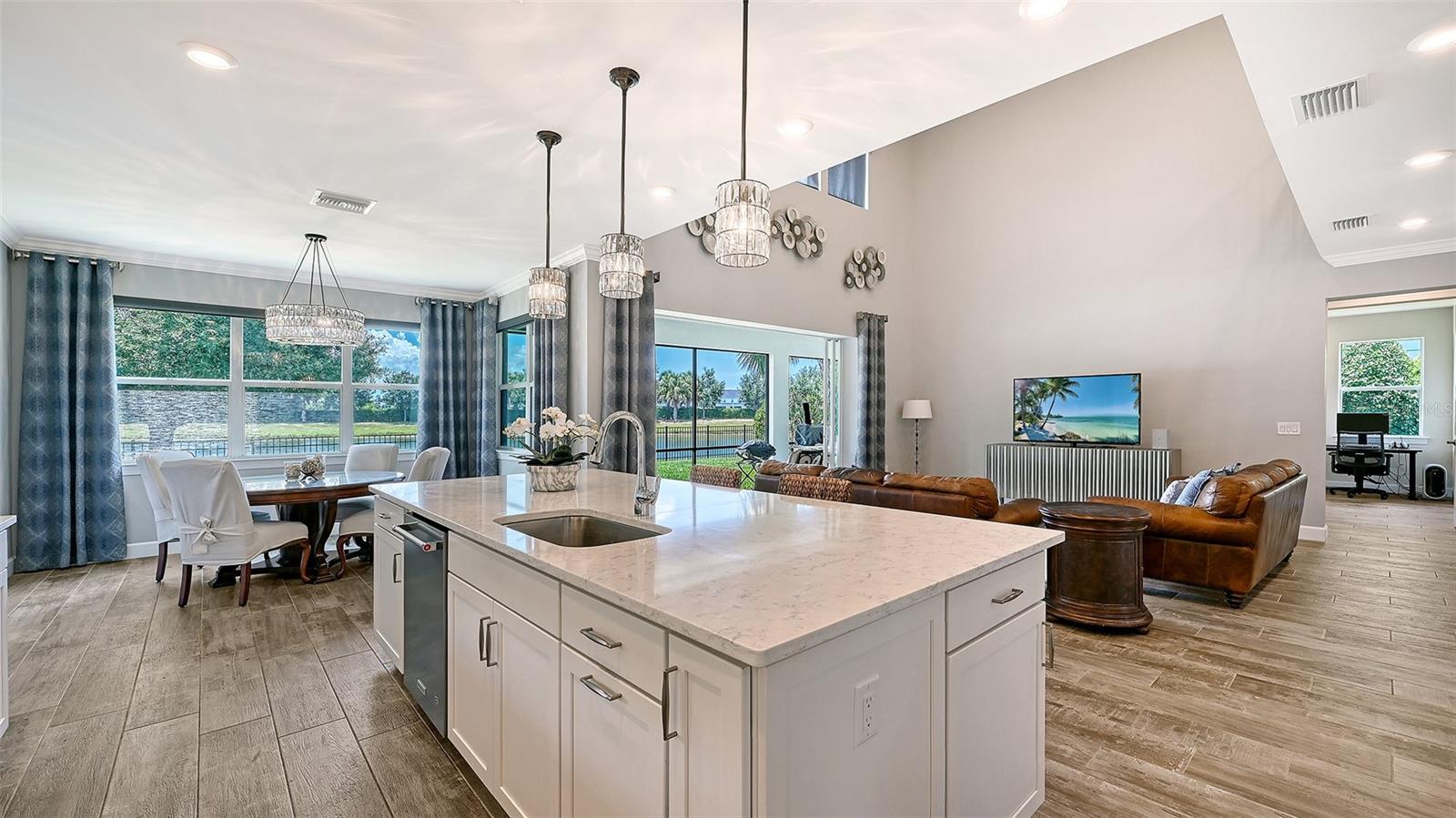 12318 BLUE HILL TRL — photo 11
