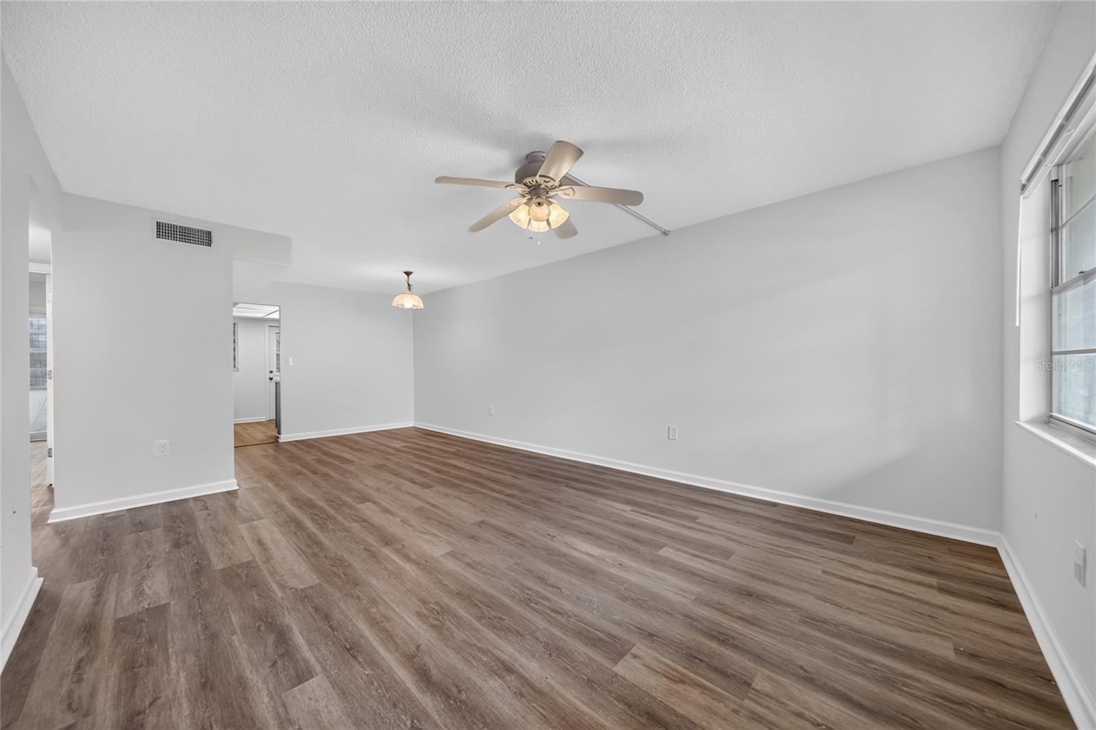 951 79TH AVE N #115 — photo 5
