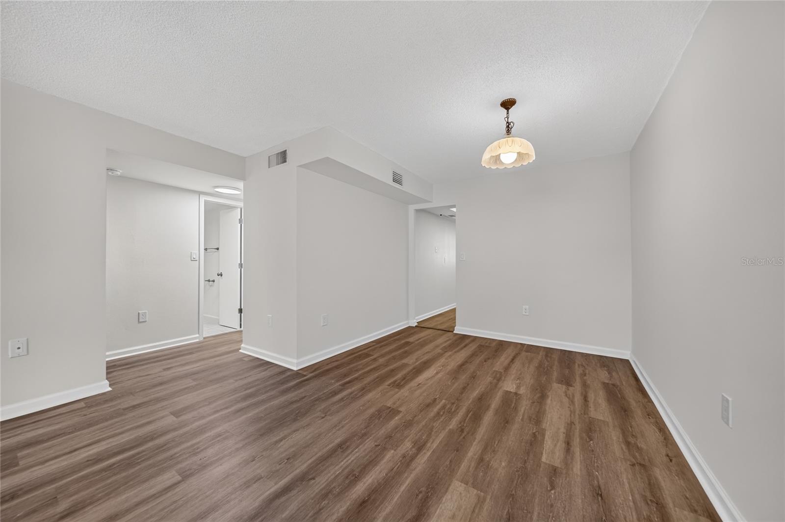 951 79TH AVE N #115 — photo 9