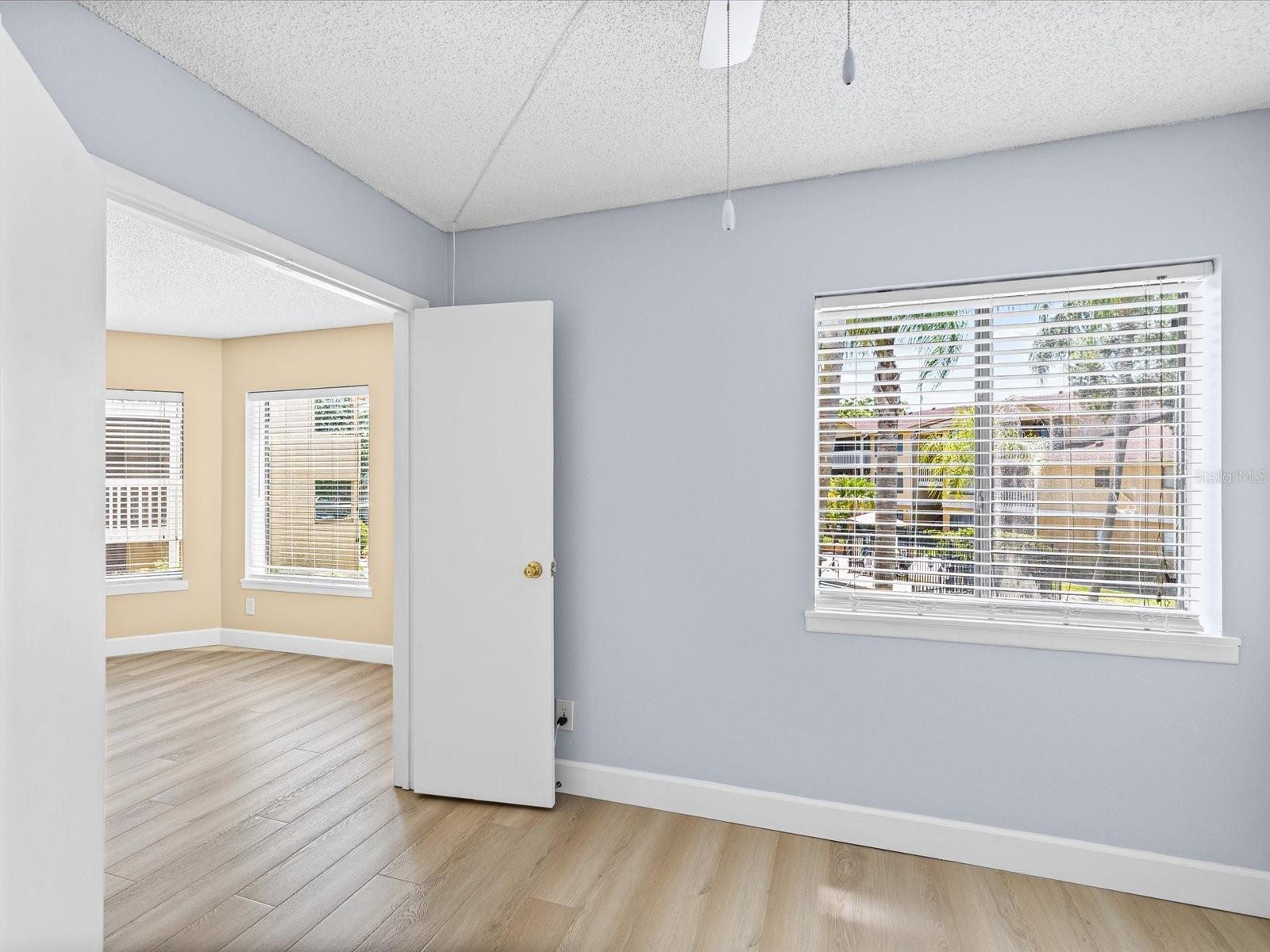 1550 S BELCHER RD #421 — photo 32