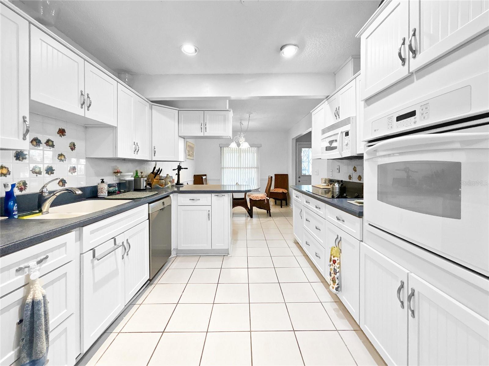703 OJAI AVE — photo 5