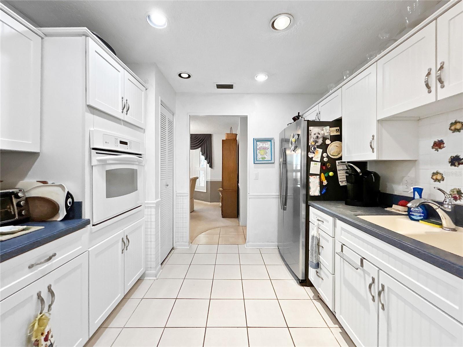 703 OJAI AVE — photo 4