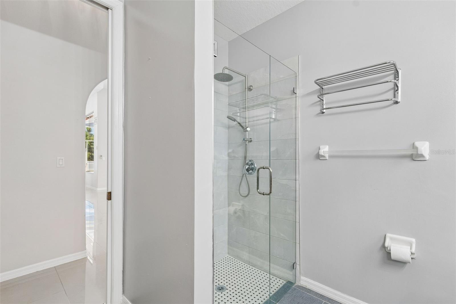 18107 EMERALD BAY ST — photo 32