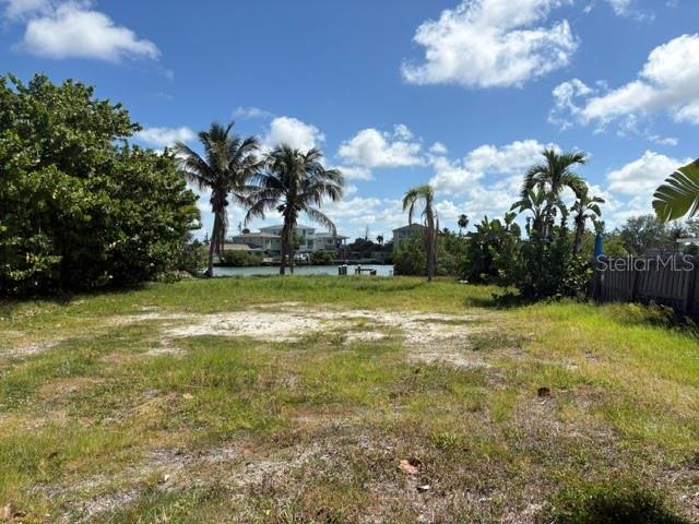 14065 N BAYSHORE DR — photo 2