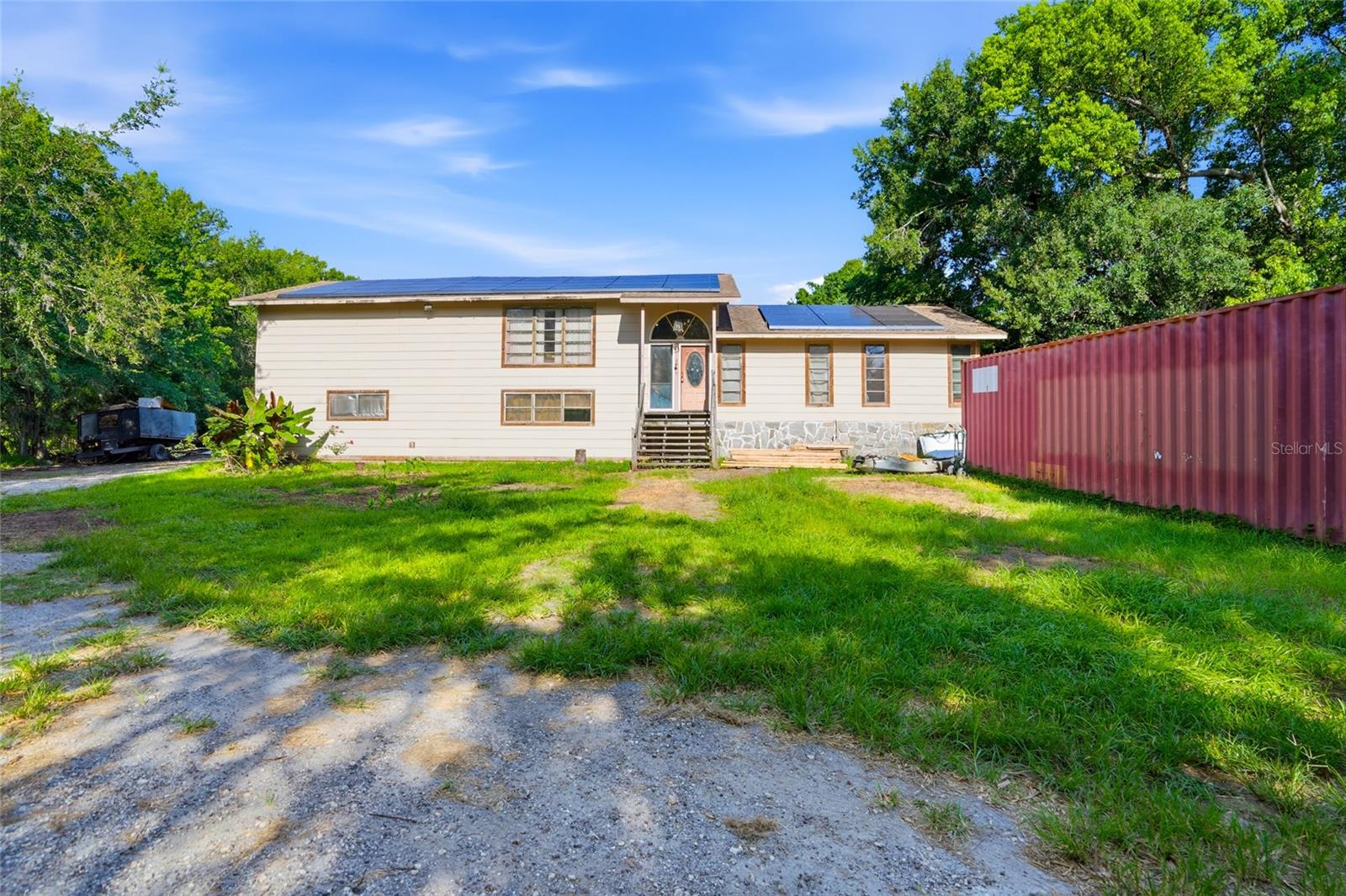 2347 BROOKSIDE DR — photo 2
