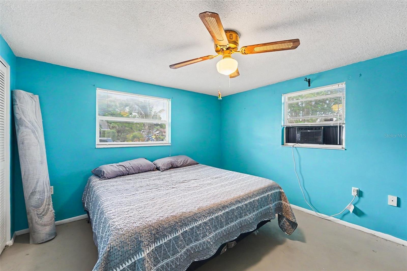 7015 MORAVIAN DR — photo 15