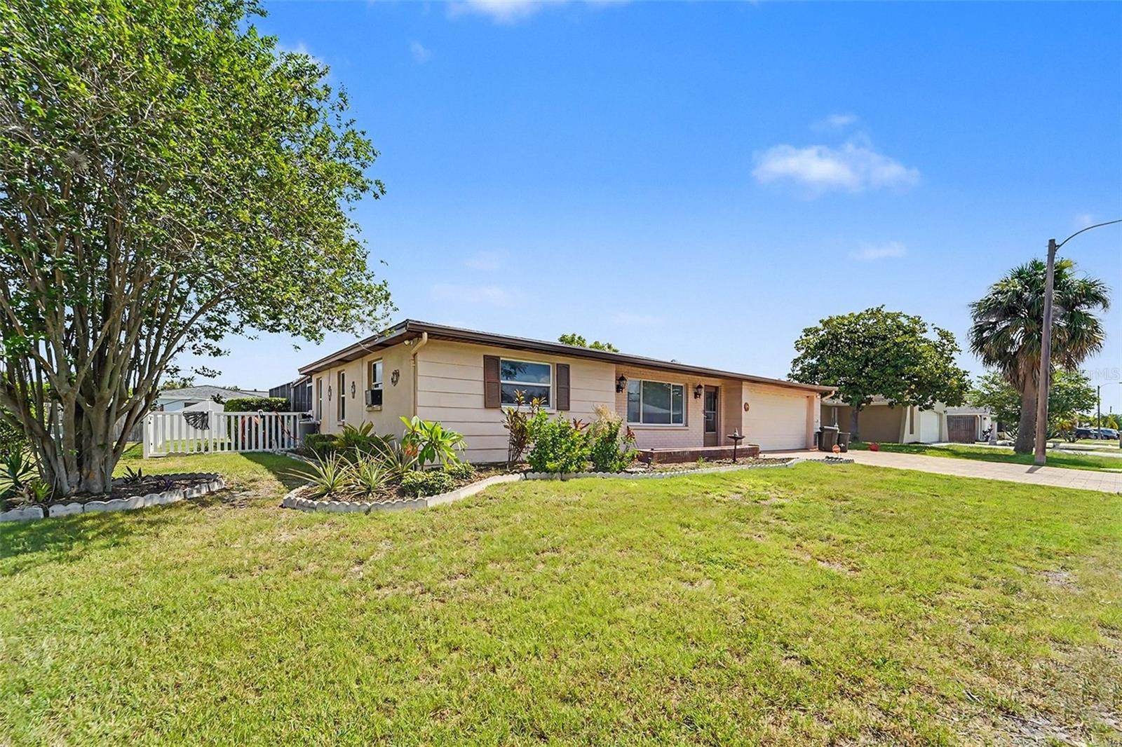 7015 MORAVIAN DR — photo 30