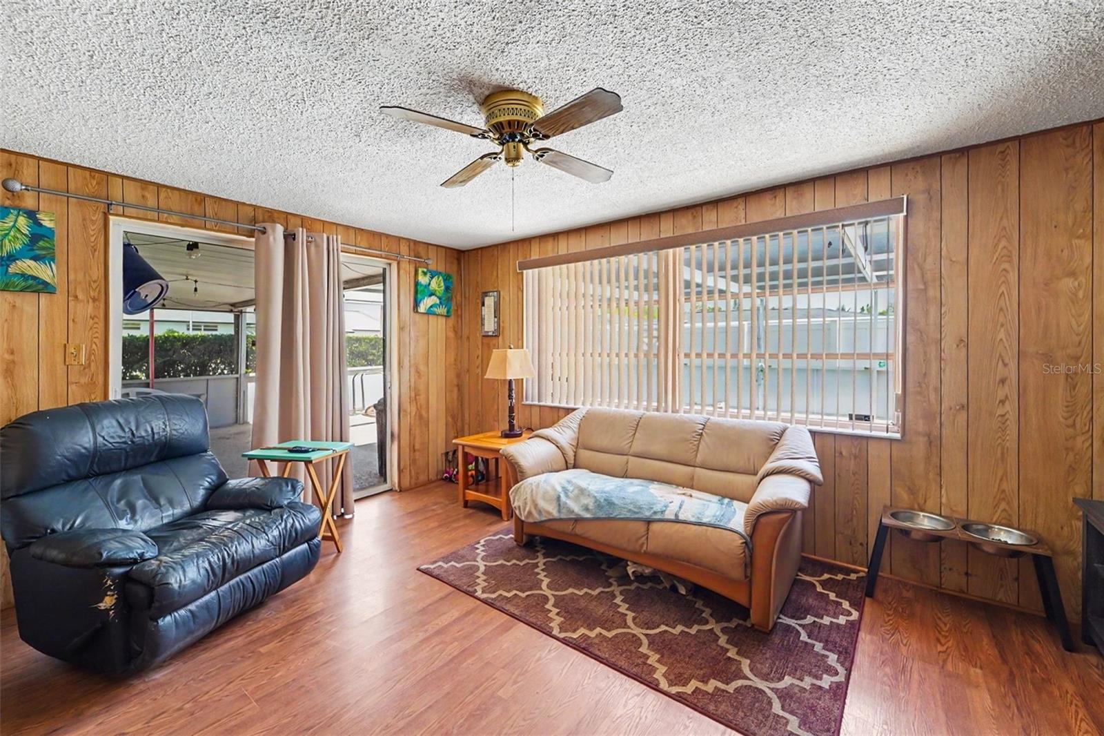 7015 MORAVIAN DR — photo 13