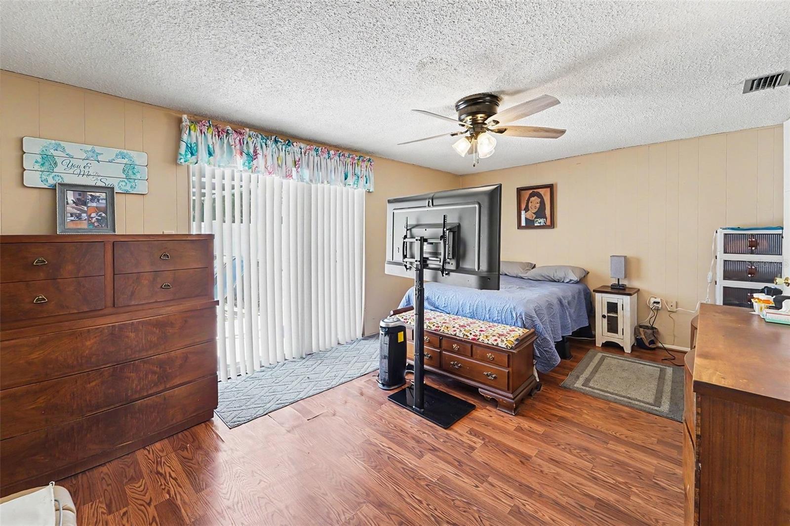 7015 MORAVIAN DR — photo 17