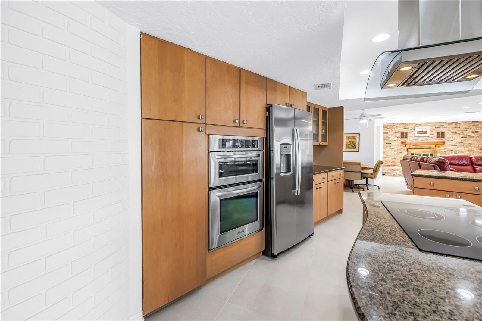 2067 MASSACHUSETTS AVE NE — photo 10