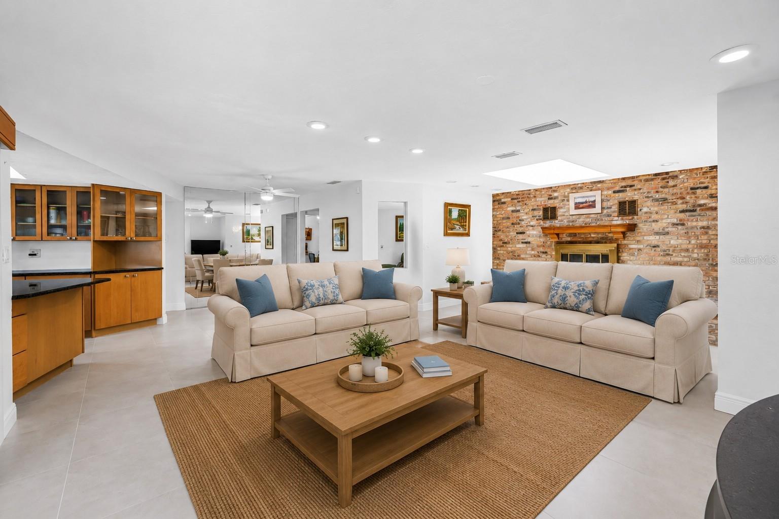 2067 MASSACHUSETTS AVE NE — photo 16