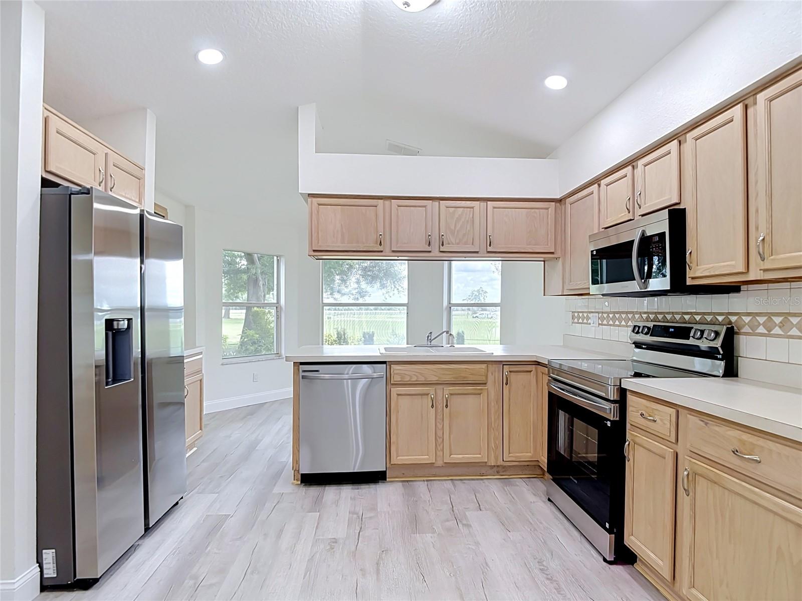 13203 GOLF RIDGE PL — photo 18