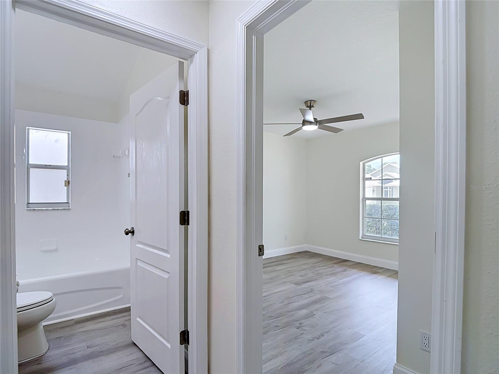13203 GOLF RIDGE PL — photo 40