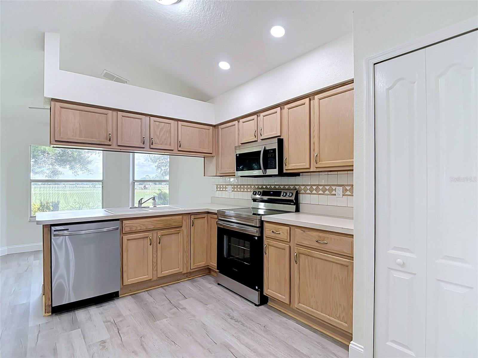 13203 GOLF RIDGE PL — photo 19