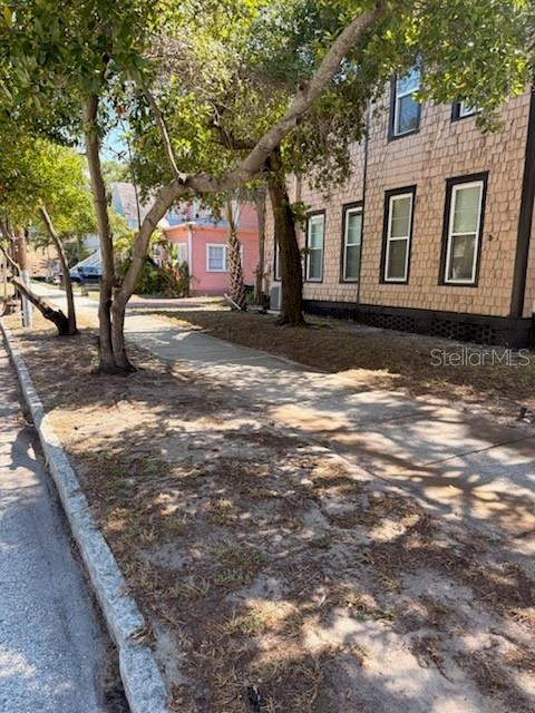 419 W PLATT ST — photo 4