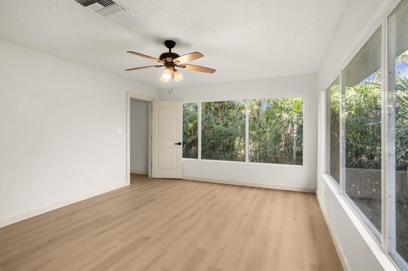 8725 ERIE LN — photo 24