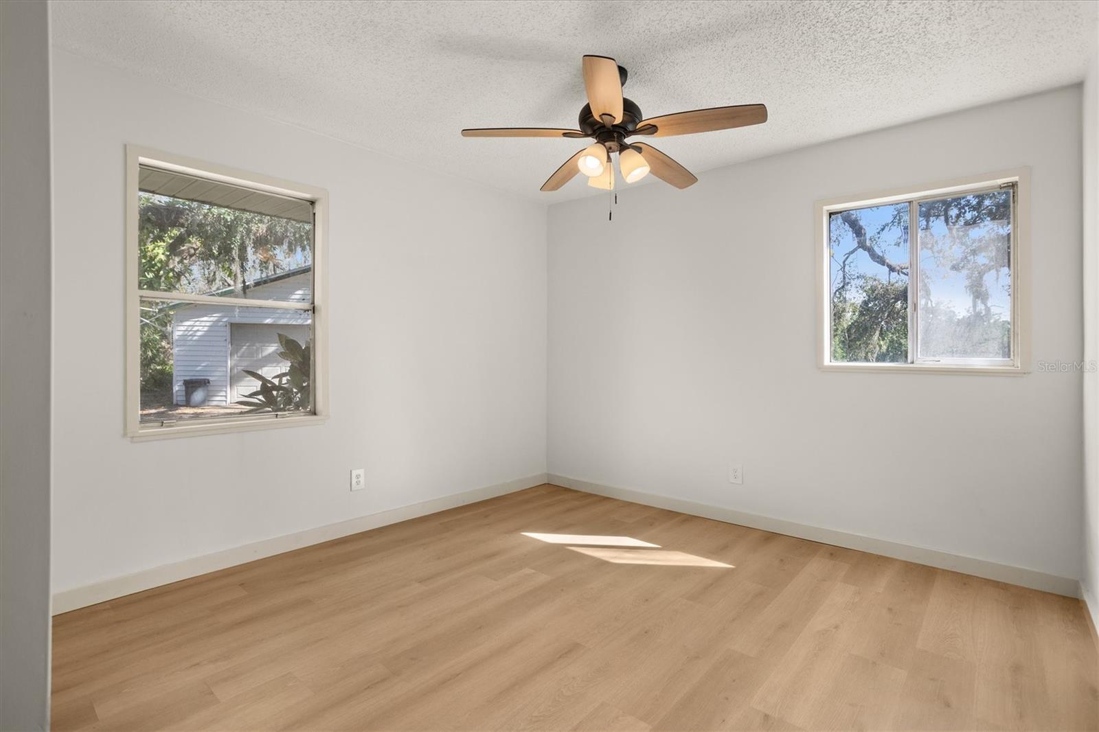 8725 ERIE LN — photo 36