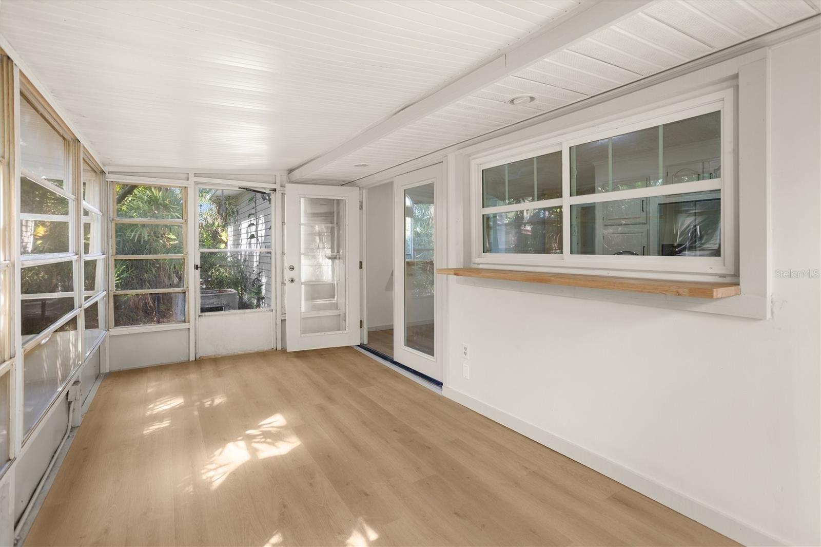 8725 ERIE LN — photo 20