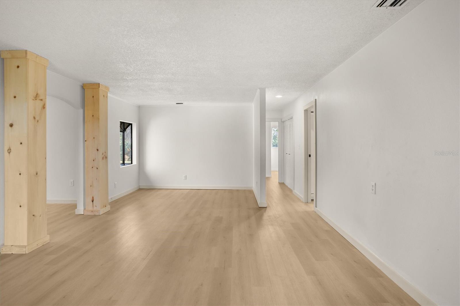 8725 ERIE LN — photo 26