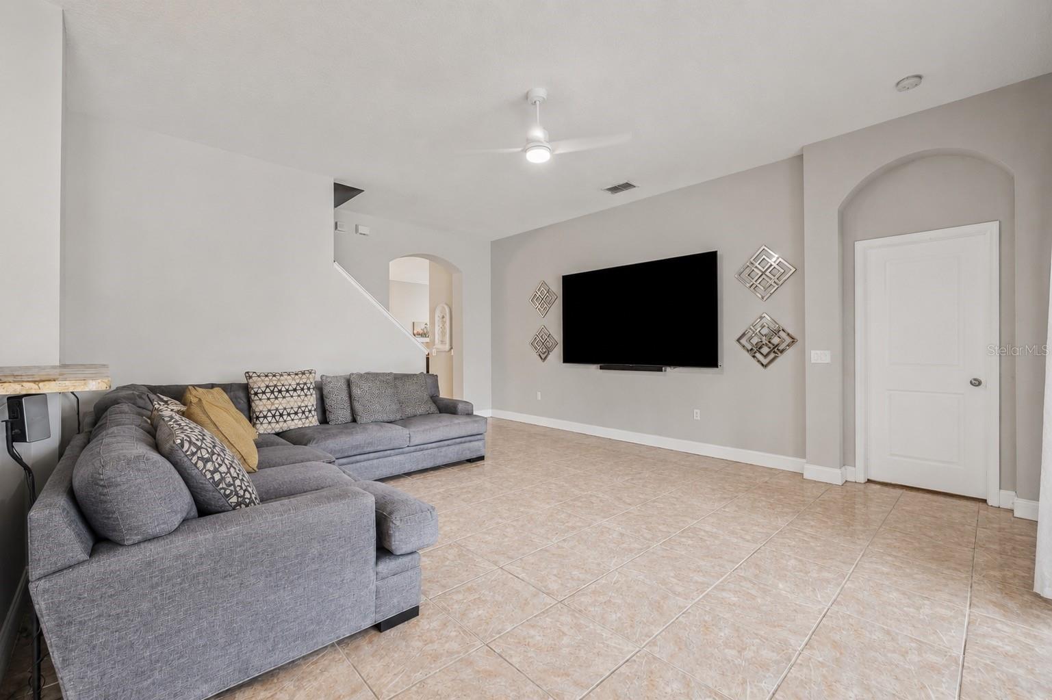 22623 CLIFFSIDE WAY — photo 18