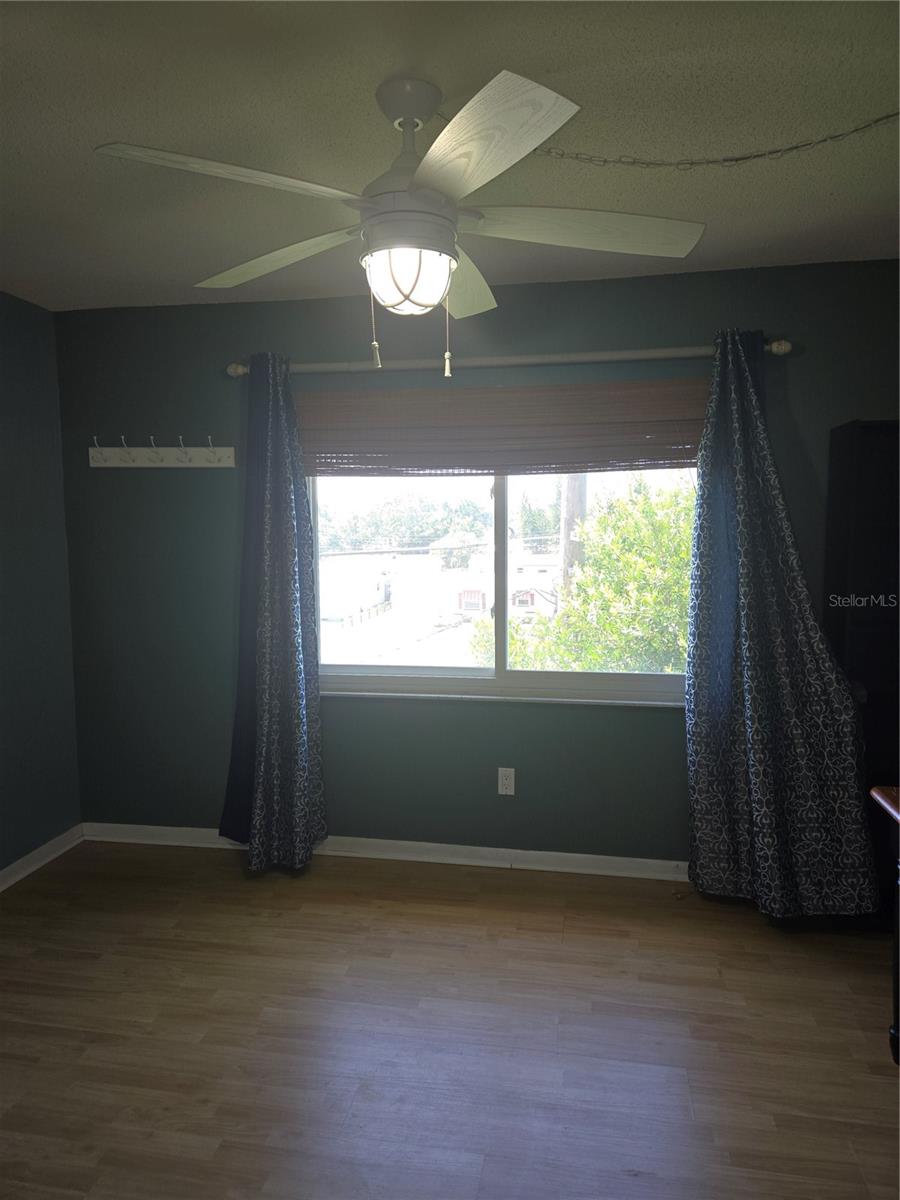 6400 46TH AVE N #305 — photo 8