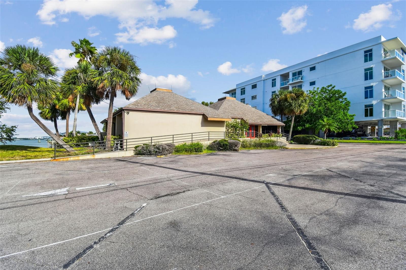 425 ISLAND WAY — photo 34