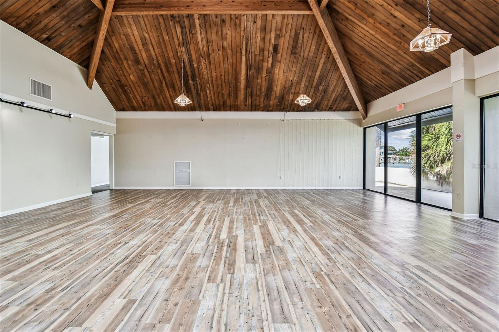 425 ISLAND WAY — photo 36