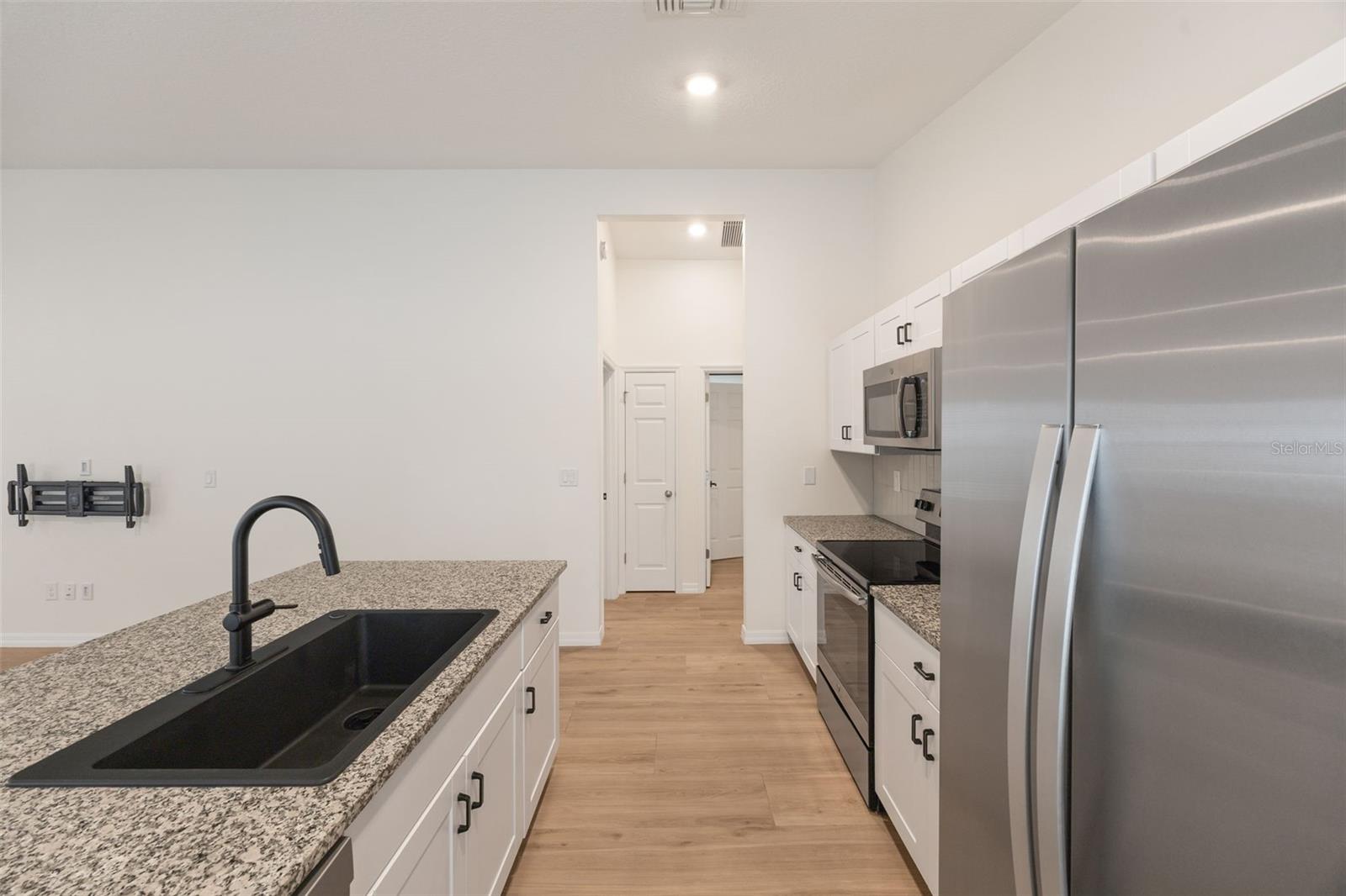 12401 STREAMBED DR — photo 9