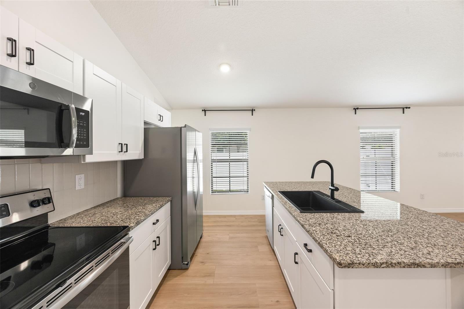 12401 STREAMBED DR — photo 7