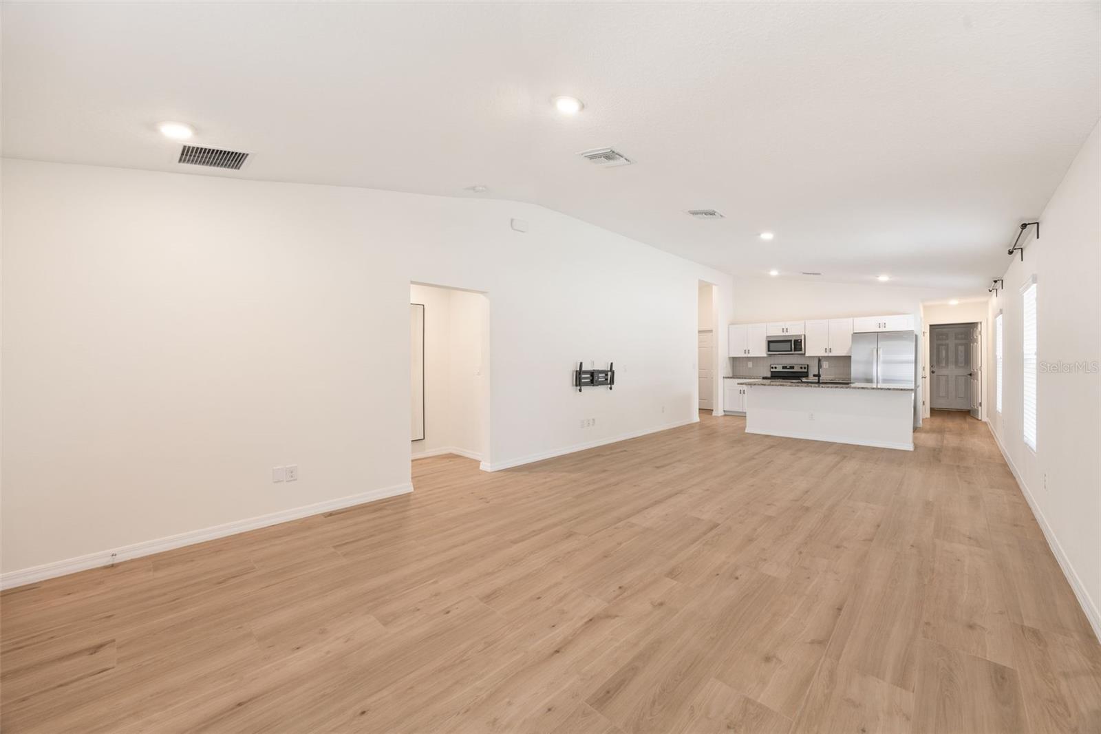 12401 STREAMBED DR — photo 5