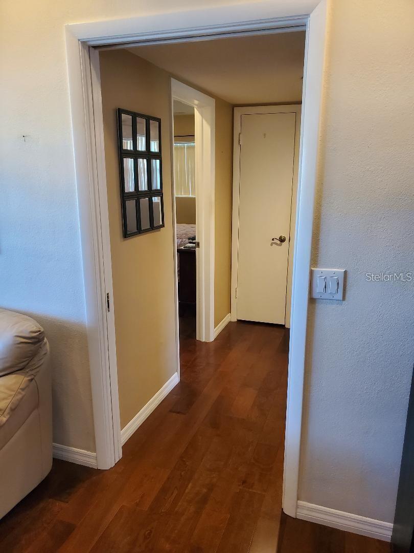 1637 WHITEWOOD DR — photo 16