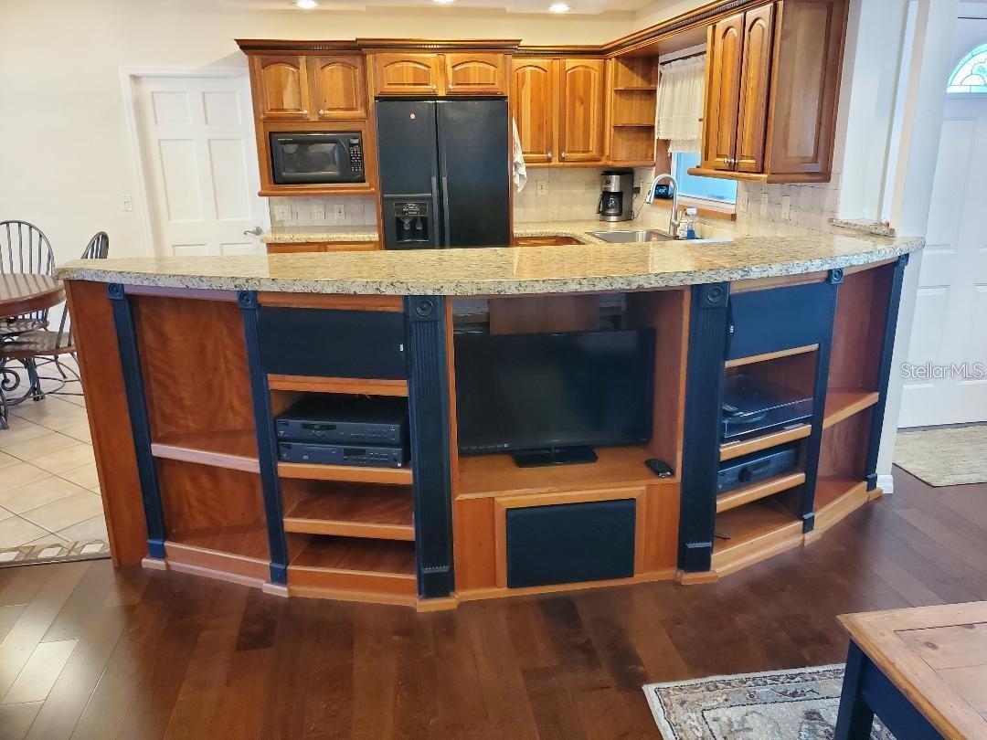 1637 WHITEWOOD DR — photo 10