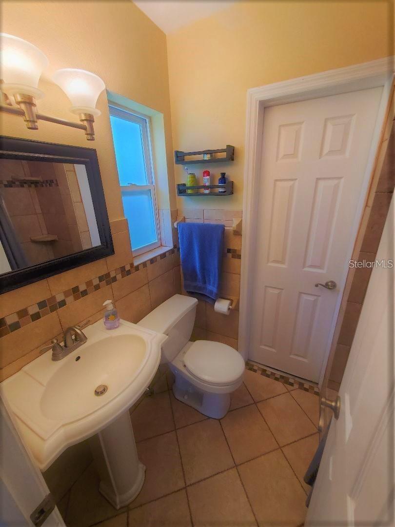 1637 WHITEWOOD DR — photo 15