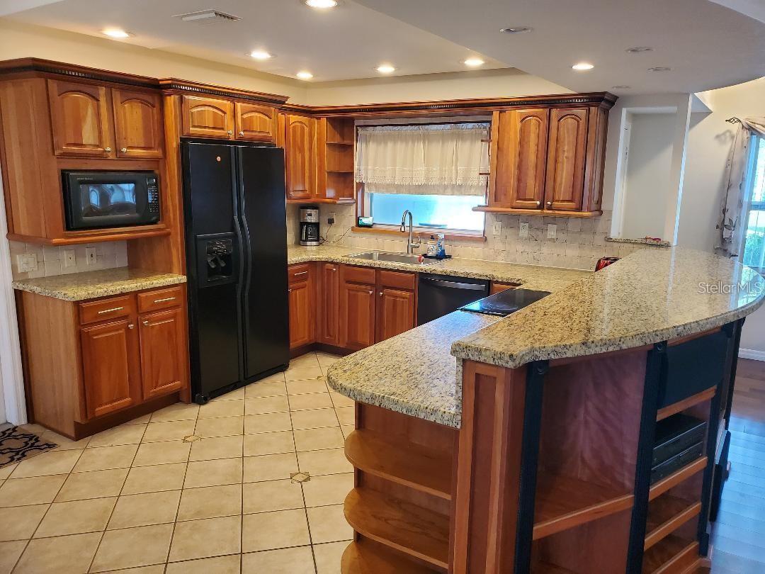 1637 WHITEWOOD DR — photo 7